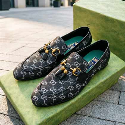 Gucci 黑老花樂福鞋