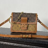 LV經典達芙妮DAUPHINE單間女包M4