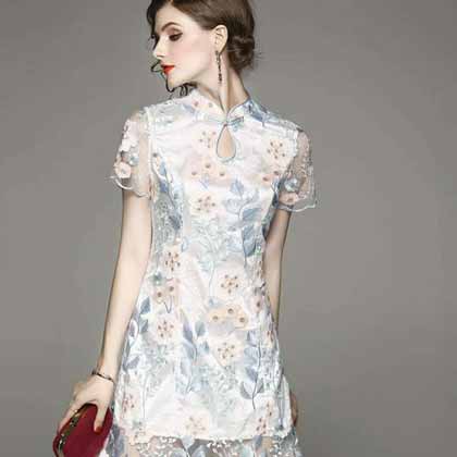 小香中長款高等網(wǎng)紗精美栩栩如生