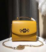 2019春夏時裝秀中音樂家Zumi Ros