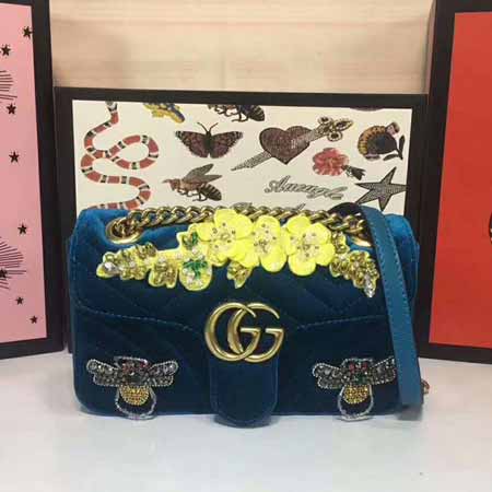 <a href=/tag/pinpai/guqicn.html target=_blank class=infotextkey>古奇</a>高等刺繡天鵝絨珠鉆貼花刺繡女士<a href=/danjianbao/ target=_blank class=infotextkey>單肩包</a>446744