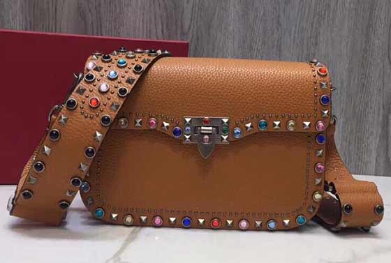 華倫天奴專柜新款夏季百搭款七彩柳釘水晶挎包 女士