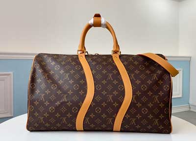 男裝藝術(shù)總監(jiān)Virgil Abloh以新穎的定制概念KEEPALL 50 旅行袋M44474