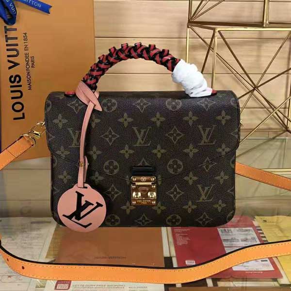 lv經典Monogram帆布POCHETTE M