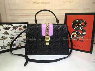 gucci來襲 專賣店品質 時尚走秀款經典的壓花包