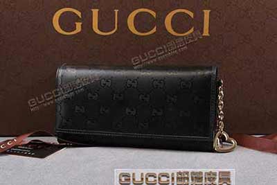 gucci 154185 黑光膠 古奇pvc錢包