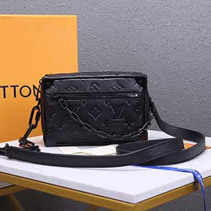 LV黑花男包 專(zhuān)柜斷貨款SOFT TRUNK迷你手袋M55702