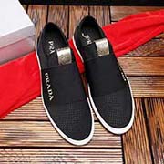 PRADA 普拉達2018年主推 貨： 官網