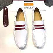 。牛里2018巴利高品質男鞋 專業代工生產 原版開模 好質量看得見 市面好品豆豆鞋 材質:進口高等頭層牛皮＋進囗牛皮內里+優質防水防滑耐磨大底. 特點:時尚潮流 舒適百搭 真正的純手工制作 打造