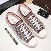  GUCCI古奇 中碼以下建議拿小一碼 男碼38/4445可以訂做 等級：高品質(zhì) 材料：古奇專用布 羊皮內(nèi)里。原版橡膠大底 款式類別：休閑鞋百搭舒適 顏色：單色