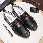  GUCCI古奇 中碼以下建議拿小一碼 男碼38/4445可以訂做 等級：高品質 材料：頭層牛皮 頭層豬皮內里。原版橡膠大底 款式類別：休閑鞋百搭舒適 顏色： 黑