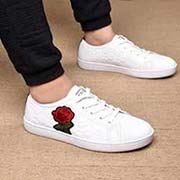 羊里 GUCCI高等休閑訂制款 牛皮面+羊皮內里 原版五金 相信從您見到它的N01眼起就會有眼前一亮的感覺 大氣前衛已經不能完全詮釋了它的優雅 AAA級橡膠大底 超舒適 專柜原版套楦 保證了其原有版型及