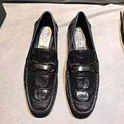 -牛里GUCCI高等代買 男士2018HK專柜同步發(fā)售。意大利進口牛皮+真皮內(nèi)里 鞋底：原廠特供原版底 獨家活動成型底超級舒適 原廠跟單貨 高品質(zhì) 細節(jié)決定品質(zhì)38-44