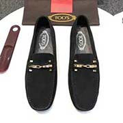 牛里[ TOD’S 托德斯。原版一比一開模 .頭層牛皮內(nèi)里..專柜同步經(jīng)典款。經(jīng)典潮流款式 永不過時 內(nèi)里意大利進口牛里 耐磨橡膠大底 專業(yè)純手工制作 柔軟舒適吸汗 清新簡易風(fēng)格 高等大氣 專柜色彩