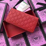 GUCCI古奇 不管是用料 做工 logo 鋼印 編碼 走線 每一個細節都將古奇的精彩內涵表現得淋漓盡致 質量保證 售后無擔憂 原廠材料！實物拍攝 質量如圖可見 型號：410102尺寸：19*10*2