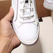 芬迪～獨特現代風運動鞋。專柜代買 休閑套腳鞋 男士2018專柜同步發售 意大利進口原版精選頭層柔軟牛皮 特殊材質。 羊皮內里 拒絕脫色磨腳鞋底：原廠特供原版底 超酷 法國懶人風格設計 品質 超舒服原版