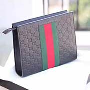 GUCCI古奇 不管是用料 做工 logo 鋼印 編碼 走線 每一個(gè)細(xì)節(jié)都將古奇的精彩內(nèi)涵表現(xiàn)得淋漓盡致 質(zhì)量保證 售后無(wú)擔(dān)憂 原廠材料！實(shí)物拍攝 質(zhì)量如圖可見(jiàn) 型號(hào)：475316尺寸：26*20*6