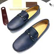 LV高等代買款 男士2018新款官網(wǎng)同步 意大利進(jìn)口牛皮面 全進(jìn)口羊皮里 完全一比一復(fù)刻 鞋底：原廠特供原版底 獨(dú)家活動(dòng)成型底超級舒適 原廠跟單貨 高品質(zhì)看細(xì)節(jié) 歡迎對比 38一45碼！