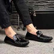  范思哲 新款新款 鞋面頭層進口牛漆皮面 頭層內里羊里 原版進口耐磨橡膠底 范思哲官網出品 2016春夏新品 全力打造精致優雅的心備佳品 廓形簡潔利落 采用精湛的處理工藝。剪裁比例恰到好處 面料精美