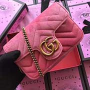 GUCCI古奇 不管是用料 做工 logo 鋼印 編碼 走線 每一個細節(jié)都將古奇的精彩內涵表現得淋漓盡致 質量保證 售后無擔憂 原廠材料！實物拍攝 質量如圖可見 型號：476433尺寸：16.5*10