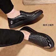 BV經典編織休閑舒適駕車鞋橫空來襲 精選意大利鱷魚紋胎牛皮和意式編織胎牛皮 手工制做 全真頭層豬皮內裡 超軟高耐磨防滑大底低調奢華 級致之美 黑色 XL配碼數38~44