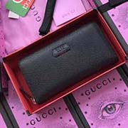 GUCCI古奇 不管是用料 做工 logo 鋼印 編碼 走線 每一個(gè)細(xì)節(jié)都將古奇的精彩內(nèi)涵表現(xiàn)得淋漓盡致 質(zhì)量保證 售后無擔(dān)憂 原廠材料！實(shí)物拍攝 質(zhì)量如圖可見 型號：435298尺寸：19*10.5