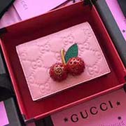 GUCCI古奇 不管是用料 做工 logo 鋼印 編碼 走線 每一個細節都將古奇的精彩內涵表現得淋漓盡致 質量保證 售后無擔憂 原廠材料！實物拍攝 質量如圖可見 型號：476050尺寸：11*8*3