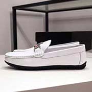  GUCCI 古奇專(zhuān)柜同款高品質(zhì)休閑豆豆鞋 鞋面采用進(jìn)口意大利小牛皮 內(nèi)里采用高等進(jìn)口環(huán)保豬皮 和舒適超軟耐磨橡膠大底 代工級(jí)別工藝 真正的 品質(zhì) 非市場(chǎng)一般品質(zhì) 碼數(shù) 38-43