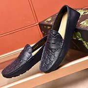 羊里Gucci 新款創意獨特休閑豆豆鞋2018官網新款男士專柜系列 高等 品質 真材實料 南非進口頭層牛皮 原廠御用耐磨膠塑大底 原版開模 高等做工高等大氣廠尊貴! size：38-464-12
