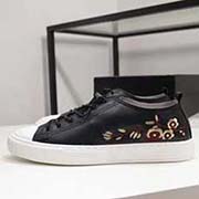  GUCCI 古奇專柜同款高品質(zhì)休閑鞋 鞋面采用進(jìn)口意大利小牛皮電腦刺繡 內(nèi)里采用高等進(jìn)口環(huán)保豬皮 和舒適超軟耐磨小蜜蜂橡膠大底 代工級別工藝 真正的 品質(zhì) 非市場一般品質(zhì) 碼數(shù) 38-43碼