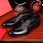 p菲拉格慕精良演繹.專柜同步款.紳士潮人百搭款鱷魚紋樂福鞋.進口牛皮壓紋 .柔軟舒適.純手工縫制車線.橡膠防滑耐磨大底.