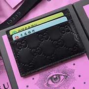 GUCCI古奇 不管是用料 做工 logo 鋼印 編碼 走線 每一個(gè)細(xì)節(jié)都將古奇的精彩內(nèi)涵表現(xiàn)得淋漓盡致 質(zhì)量保證 售后無(wú)擔(dān)憂 原廠材料！實(shí)物拍攝 質(zhì)量如圖可見(jiàn) 型號(hào)：233166尺寸：10*7