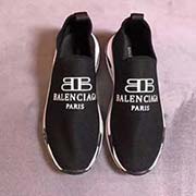  巴黎世家 熱銷 男士休閑男鞋 原版1:1 原版配色 奢華大氣 進口優(yōu)質(zhì)彈力網(wǎng)鞋面 簡約大方 獨特設(shè)計 松緊帶后跟 防滑耐磨原版大底 38-44碼 黑色