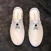  2018MASTERMIND新經典款半拖鞋 原版復刻！本人香港原版買來復刻出品 可做工一流 鞋面進口帆布與鬼頭精良結合 皮內里 適合各種出行 原版復刻 高質量五金 特別牢固 碼數38-44