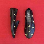 。。羊里古奇系列產(chǎn)品 眾多明星至愛 采用高等進頭層牛皮 羊里 簡約大氣而不失雅致 精良詮釋鞋履新靈感 經(jīng)典與時尚融為一體 奢華迷夢 駕凌時尚高等品質(zhì) 值得信賴 38-45碼