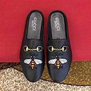 。。羊里古奇系列產品 眾多明星至愛 采用高等進頭層牛皮 羊里 簡約大氣而不失雅致 精良詮釋鞋履新靈感 經典與時尚融為一體 奢華迷夢 駕凌時尚高等品質 值得信賴 38-45碼