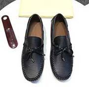 LV高等代買款 男士 2017新款官網同步 意大利進口絲綢牛皮面+原版壓格 全進口羊皮里 完全一比一復刻 鞋底：原廠特供原版底 獨家活動成型底超級舒適 原廠跟單貨 高品質看細節 歡迎對比 38一45