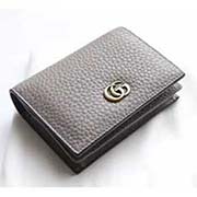 GUCCI古奇 不管是用料 做工 logo 鋼印 編碼 走線 每一個細節都將古奇的精彩內涵表現得淋漓盡致 質量保證 售后無擔憂 原廠材料！實物拍攝 質量如圖可見 型號：456126尺寸：11*9*3