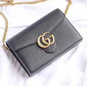 GUCCI古奇 不管是用料 做工 logo 鋼印 編碼 走線 每一個(gè)細(xì)節(jié)都將古奇的精彩內(nèi)涵表現(xiàn)得淋漓盡致 質(zhì)量保證 售后無(wú)擔(dān)憂 原廠材料！實(shí)物拍攝 質(zhì)量如圖可見(jiàn) 型號(hào)：401232尺寸：20*12*5