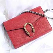 GUCCI古奇 不管是用料 做工 logo 鋼印 編碼 走線 每一個細節都將古奇的精彩內涵表現得淋漓盡致 質量保證 售后無擔憂 原廠材料！實物拍攝 質量如圖可見 型號：401231尺寸：20*12*5