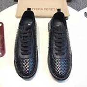 新款更新 BV休閑鞋板鞋爆經(jīng)典款 正規(guī)鞋廠出品 做工跟原版較量 鞋面進(jìn)口頭層小牛皮 純手工編織 牛里皮內(nèi)里 私模大底@適合各種出行 碼數(shù)38-44