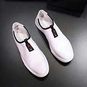 2018獨家新款GUCCi法國限量版高等版本新懶人休閑鞋 品質 潮流休閑時尚 超柔軟生膠大底 歐洲進口頭層牛皮 內里頭層豬皮透氣防臭 論材料做工完勝市場所有版本 高高等版本品質出貨 實物拍攝 凸顯