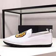  GUCCI 古奇專柜同款高品質休閑樂福鞋 鞋面采用進口意大利小牛皮 內里采用高等進口環保豬皮 和舒適超軟耐磨橡膠大底 代工級別工藝 真正的 品質 非市場一般品質 碼數 38-43