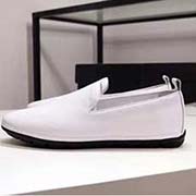  GUCCI 古奇專柜同款高品質(zhì)休閑樂福鞋 鞋面采用進(jìn)口意大利小牛皮 內(nèi)里采用高等進(jìn)口環(huán)保豬皮 和舒適超軟耐磨橡膠大底 代工級別工藝 真正的 品質(zhì) 非市場一般品質(zhì) 碼數(shù) 38-43