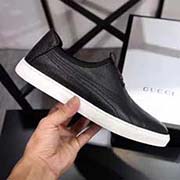 2018獨(dú)家新款GUCCi法國(guó)限量版高等版本新懶人休閑鞋 品質(zhì) 潮流休閑時(shí)尚 超柔軟生膠大底 歐洲進(jìn)口頭層牛皮 內(nèi)里頭層豬皮透氣防臭 論材料做工完勝市場(chǎng)所有版本 高高等版本品質(zhì)出貨 實(shí)物拍攝 凸顯