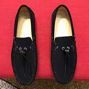 DIOR迪奧：巴黎時裝走秀款。男士開車套腳鞋。經(jīng)典的意式手工型 進(jìn)口面料意大利小牛皮Diorlogo 上腳特別凸顯腿部比例線條 碼數(shù)：38-45