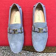 LV高等代買款 男士 新款官網同步 意大利進口牛皮面 全進口羊皮里 完全一比一復刻 鞋底：原廠特供原版底 獨家活動成型底超級舒適 原廠跟單貨 高品質看細節 歡迎對比 38一45