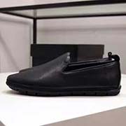  GUCCI 古奇專柜同款高品質休閑樂福鞋 鞋面采用進口意大利小牛皮 內里采用高等進口環保豬皮 和舒適超軟耐磨橡膠大底 代工級別工藝 真正的 品質 非市場一般品質 碼數 38-43