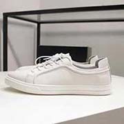  GUCCI 古奇專柜同款高品質休閑鞋 鞋面采用進口意大利小牛皮 內里采用高等進口環保豬皮 和舒適超軟耐磨橡膠大底 代工級別工藝 真正的 品質 非市場一般品質 碼數 38-43碼