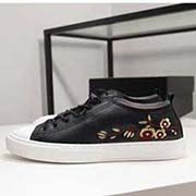  GUCCI 古奇專柜同款高品質休閑鞋 鞋面采用進口意大利小牛皮電腦刺繡 內里采用高等進口環保豬皮 和舒適超軟耐磨小蜜蜂橡膠大底 代工級別工藝 真正的 品質 非市場一般品質 碼數 38-43碼